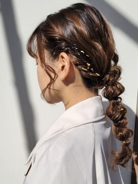 マリアージュバイジュノ(mariage by Juno) お呼ばれアレンジ