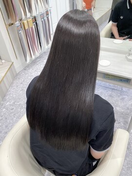 ナビ 金沢駅前店(navi) 周りと差がつく後ろ姿