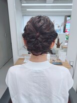 短い髪のふわふわアップ【清板】