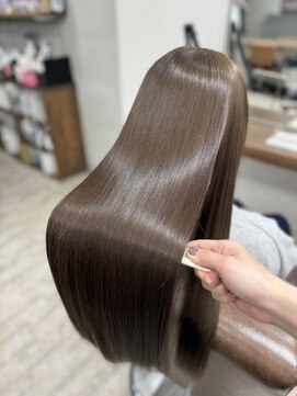 ラボ(LABO.) 明るめベージュカラー