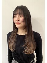 シータ(sheta)&nbsp;姫カット×顔まわりレイヤーカット