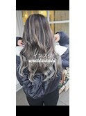 コントラストバレイヤージュ×シルバーグレージュ
