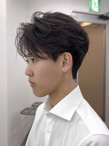 リヴ オオサカ(LIV OSAKA)&nbsp;フェザーショートフェザーパーマニュアンスパーマセンターパート