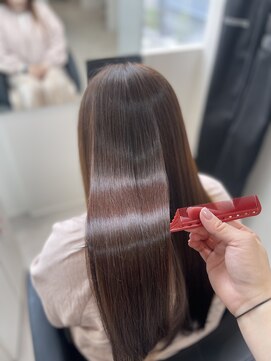 エミュスト(Emuest) 艶々髪質改善