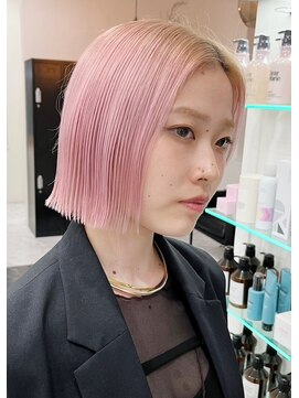 ディーン 岡崎店(DEAN) ピンクページュホワイトブロンド外ハネボブペールベージュ