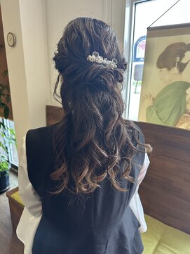 ケイズプラスカラン(HAIR AND MAKEUP K's PLUS calin) ハーフアップ