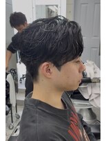 クロム トウキョウ ザ バーバーアルト 神保町店(CHROM TOKYO the Barber ALT)&nbsp;センターパート