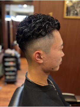 ブロートーキョー(BroTokyo) MEN'Sスキンフェードカットスタイルメンズバーバーカット
