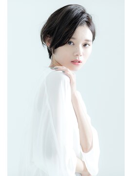 ルーチェ 川崎(Luce) 大人かわいいひし形シルエット耳かけグレージュショート☆