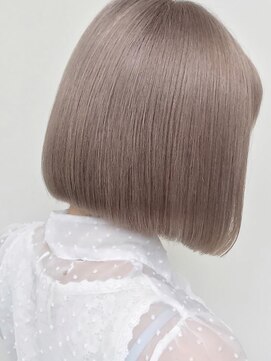 サロウィン 表参道(SALOWIN) 柔らかシアーミルクティーブロンド　【SALOWIN 表参道】