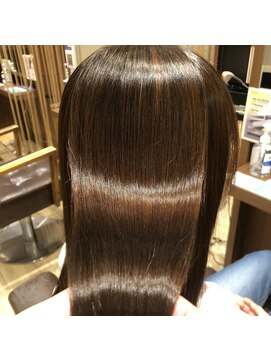 ブランシェ神領店 髪質改善中性ストレート☆《高橋》