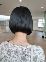 ビュートリアム 神戸(BEAUTRIUM)&nbsp;パツッとボブ/ショートカット/ショートヘア/20代/30代/40代
