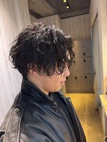 アクシー ヘアーアンドメイク(AXY HAIR&MAKE)&nbsp;縦落ちウルフパーマ／ウザバング波ウェーブツイストパーマメンズ