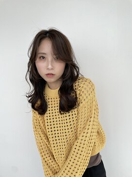 シェル 津山の手店(shel) 韓国風レイヤー小顔カットこなれロング地毛風カラー