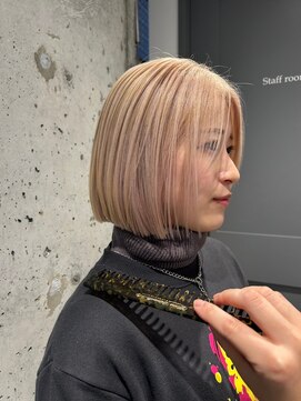 アース 高円寺店(HAIR & MAKE EARTH) ホワイトベージュ×ボブ 【@mppp_32485】