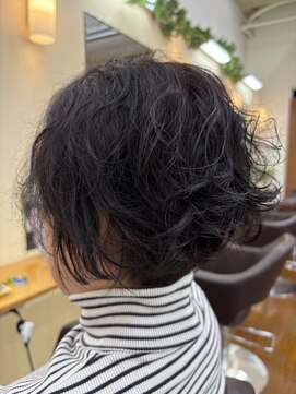 キャラシャローネ お台場(CharaChalone) トップふんわりパーマ