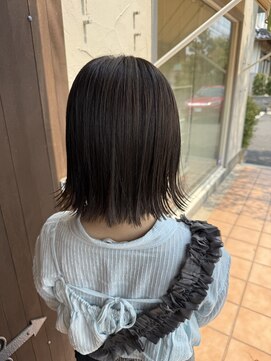 ラミール 学園店(lamiell) ミディアム/切りっぱなしボブ／オリーブ系カラー