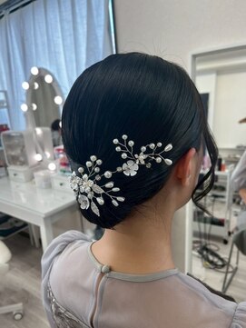 ルミエール 桜木町(Lumiere) 大人かわいい！シニヨン