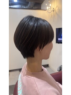 ヴィヴァーチェ(vivace) 大人ショート/丸みショート/前髪あり/オトナ女子