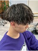 刈り上げ ツーブロック ハイライト ツイストスパイラルパーマ