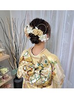 きものサロン すずめ屋&nbsp;ルーズな可愛い系シニヨン
