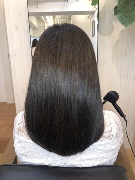 アコンプリッシュ 代官山 恵比寿(accomplish) ミルキーアクアミネコラ