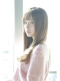 ベージュ