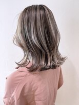 アイティー バイ アルバム 中野店(IT by ALBUM)&nbsp;エアタッチハイライト_フェザーバングマッシュショート_ba327091