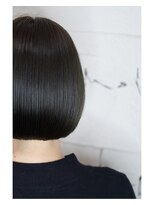 髪と生活 美容室&nbsp;コンパクトなボブ
