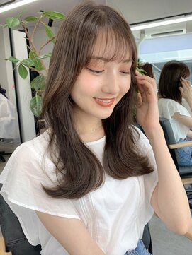 オグジュアリー 表参道(aux.) ナチュラルストレート×レイヤーカット