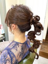 ジル ヘアデザイン ナンバ(JILL Hair Design NAMBA) 変形ポニーテール/たまねぎヘア