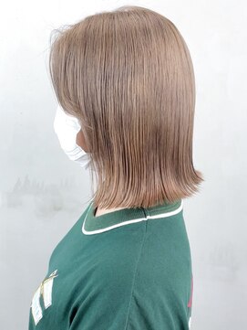 アルバム 銀座(ALBUM GINZA) ベージュミディ_グレージュカラーボブウルフ_ba408001