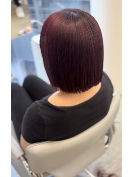 ユニック コウベ(unique KOBE) カシスレッド