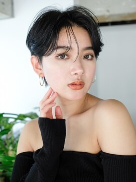 シオン(shion) ショート前髪カットくびれヘア_F30721