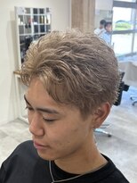 レボ(Revo)&nbsp;ブリーチ2回で作れる。ミルクティーカラー