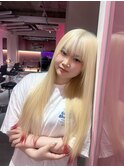 抜きっぱなしブロンド／ロング／ハイトーン／ストレート