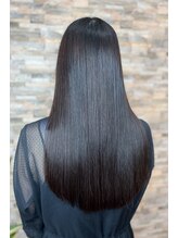 酸熱で美髪にするとや異物効果で美髪をつくっても一時的にキレイに見せるだけになってしまいがちです。