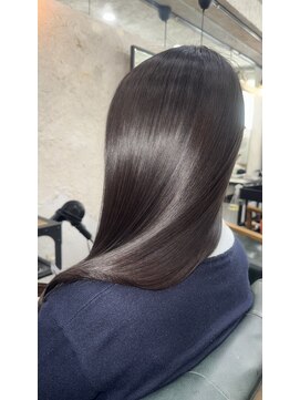 オロ(ORO) 髪質改善セミロング
