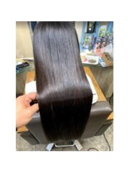 カラットオブヘアー(carat of hair)の写真/青森希少！ダメージレス縮毛矯正で頑固なくせ毛もうる艶ストレートに♪