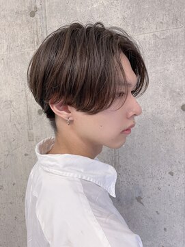 ロンド ロビン 栄(Lond robin) 色気漂う前下がりセンターパート