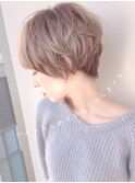 メルティカラーセクシーミディホワイトクレージュ外ハネボブ田邊