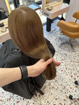 ボタン シブヤ(VOTAN SHIBUYA)&nbsp;韓国ヘア/艶感カラー/カーキーグレージュ/水素トリートメント