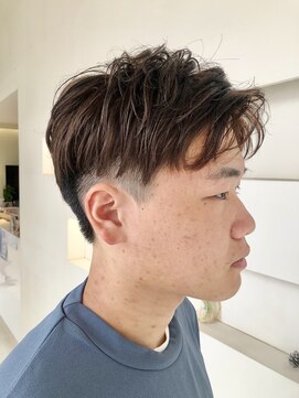 スリーヘアーデザインズ(Three Hair Designs) a