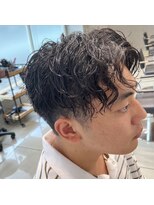 アッシュ 高幡不動店(Ash)&nbsp;ツイストスパイラルパーマツーブロック刈り上げセンターパート