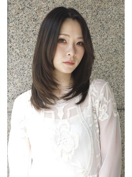 ルチア パリ(Luccica PARIS) 【Luccica PARIS sayumi】大人可愛いレイヤーカット