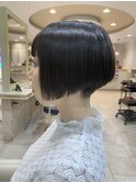 20代ショート前下がり大人可愛い刈り上げボブ刈り上げショート
