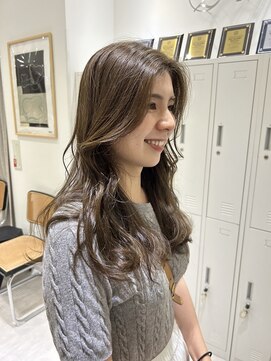 ジーナ 福岡天神(Zina) 《Zina福岡天神》透明感 オリーブベージュ