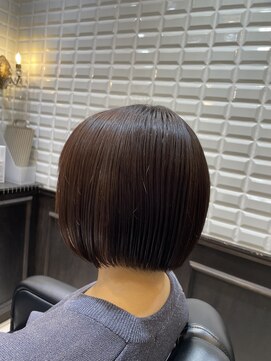 ルピナス(Lupinus) ぱっつんボブ