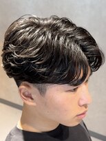 エデアンルクラ 下通(EDEAN Leclat)&nbsp;熊本 フェザーパーマ ニュアンス センターパート MEN'S HAIR