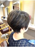 大人ショート細めハイライト白髪ぼかしくすみカラー40代50代